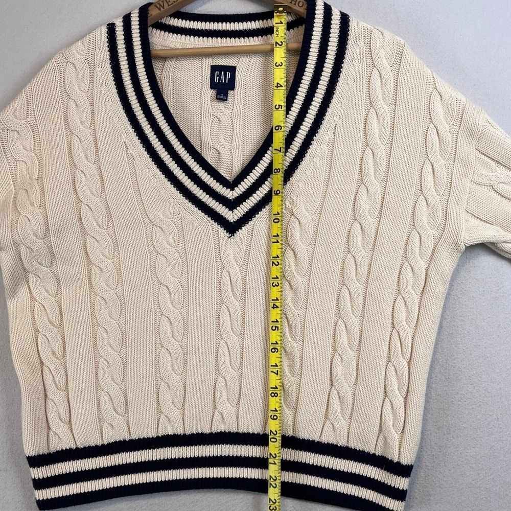 GAP Cream Cable-Knit V-Neck Sweater with Black Trim - Picture 7 of 7
